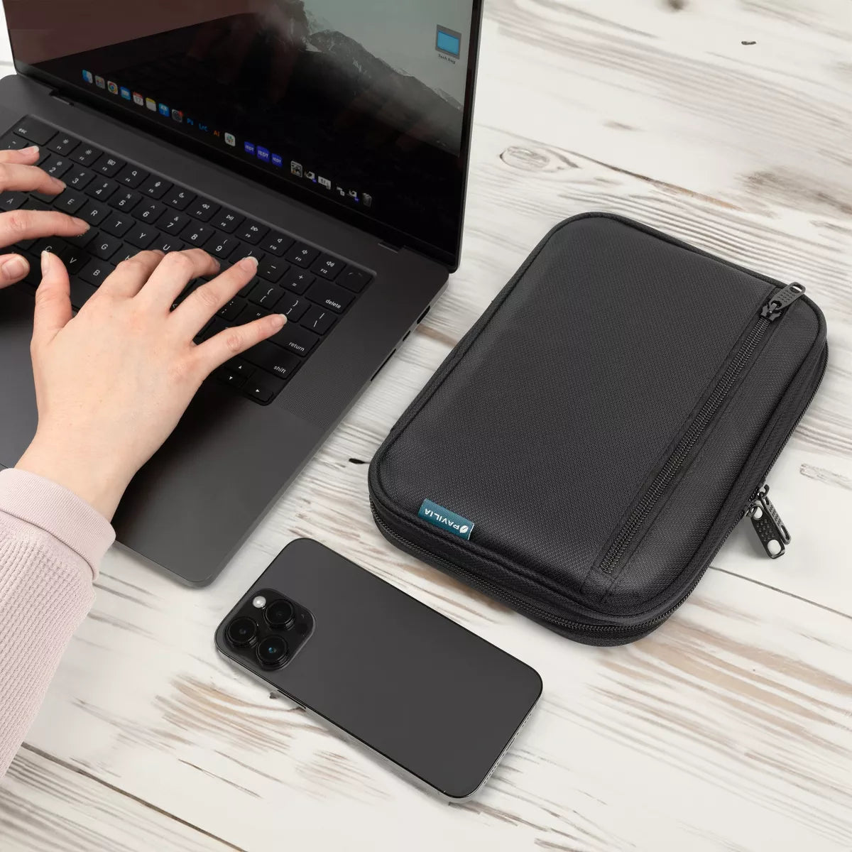 PAVILIA Soft Electronic Organizer Travel Case, Medium Cable Tech Storage Pouch Cord Bag, Charger Accessories Essentials